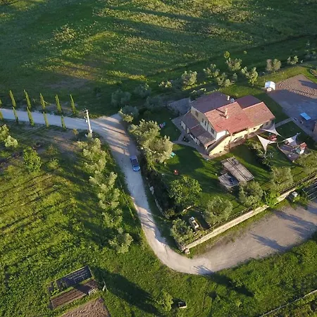 Agriturismo La Svolta Farm stay